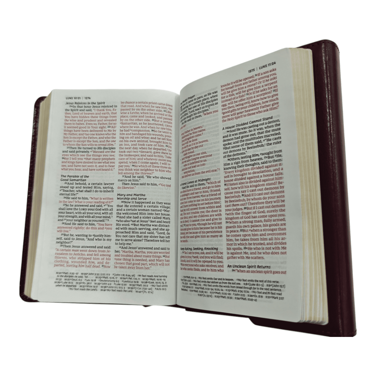 NKJV Compact Reference Bible, Leathersoft, Brown, Red Letter Edition, Comfort Print: Compact, Easy-to-Carry Bible for Everyday Use