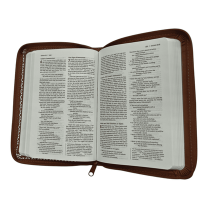 NIV Thinline Bible, Compact, Leathersoft Brown, Red Letter, Comfort Print - Portable NIV Bible for Everyday Devotion (ISBN: 9780310463375)