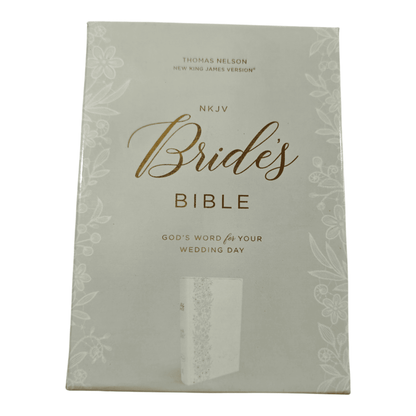 NKJV Bride's Wedding Day Bible, White Leathersoft, Red Letter, Comfort Print, Wedding Keepsake with Photo Insert & Presentation Pages, ISBN 9780785225843
